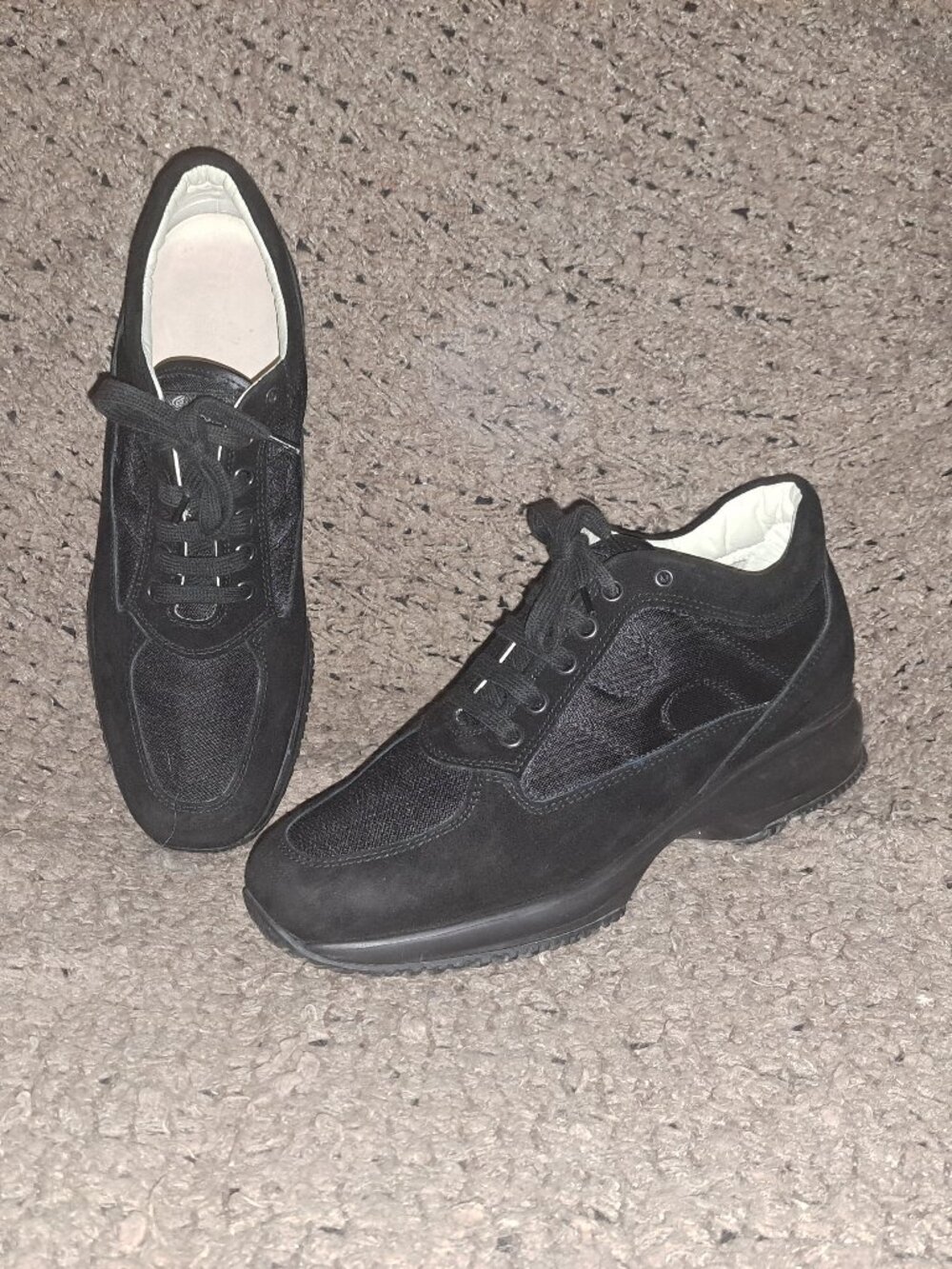 HOGAN Interactive-Italy Black Suede Lace Up Low Top Sneakers-Sz 40/9.5-Excellent